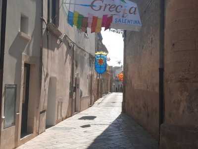 La variante salentina prende il nome di �grico� ed � presente in nove paesi: Calimera, Castrignano de� Greci, Corigliano d�Otranto, Martano, Martignano, Melpignano, Soleto, Sternatia e Zollino (foto di: Unione Grec�a Salentina)
